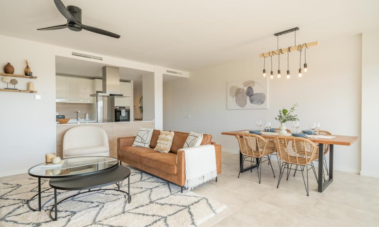 Ar 17 South Bay Apartment Estepona Bagian luar foto