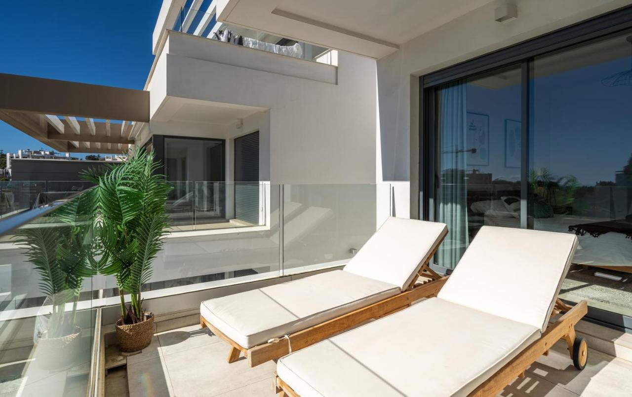 Ar 17 South Bay Apartment Estepona Bagian luar foto