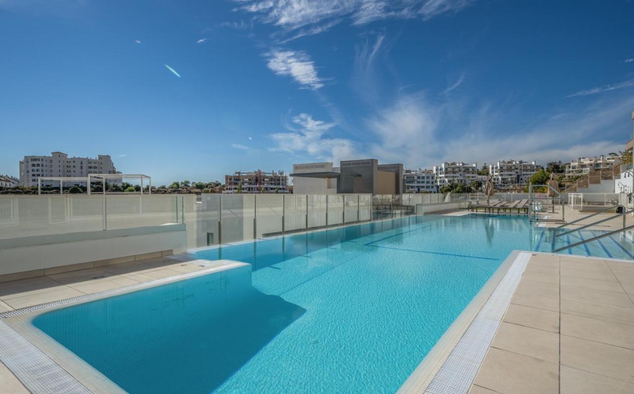 Ar 17 South Bay Apartment Estepona Bagian luar foto