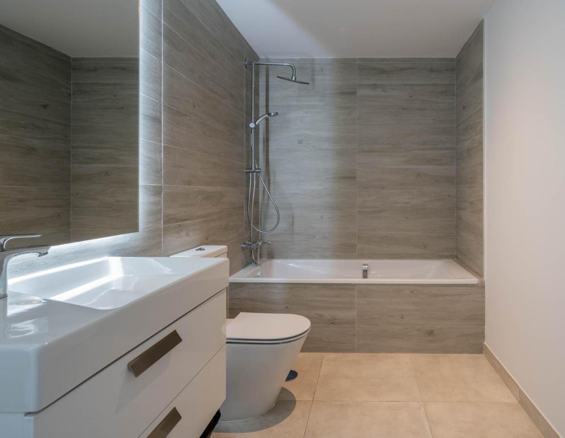 Ar 17 South Bay Apartment Estepona Bagian luar foto
